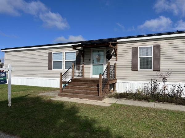 2005 Highland Park Mobile Home For Sale