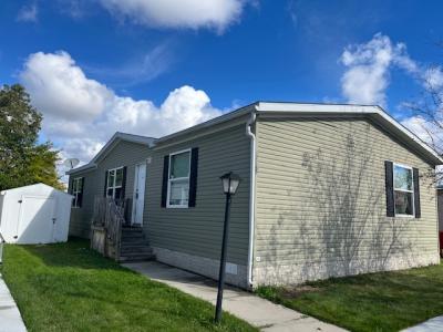 Mobile Home at 17165 Crosbydale St Macomb, MI 48044