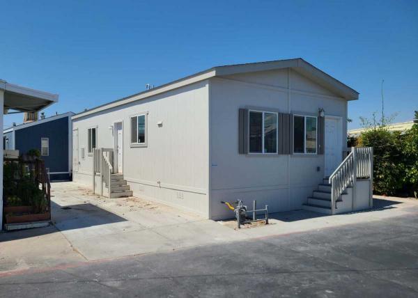 2025 Silvercrest Bradford Mobile Home