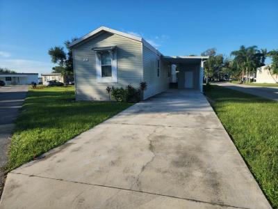 Photo 4 of 21 of home located at 47 Eland Drive #047 North Fort Myers, FL 33917