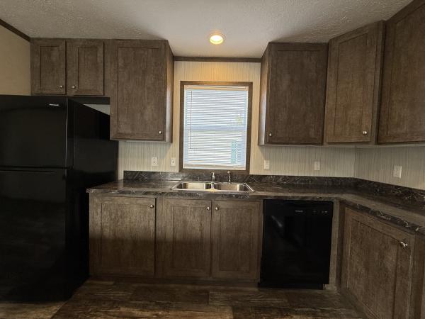 2022 Clayton - Wakarusa Mobile Home