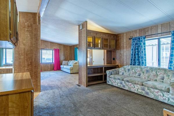 1982 Silvercrest Manufactured Home