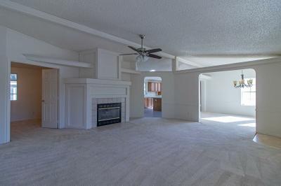 Photo 4 of 24 of home located at 107 Brian Dr. Henderson, NV 89074