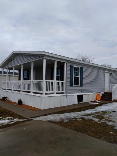 Mobile Home at 802 E County Line Rd, #298 Des Moines, IA 50320