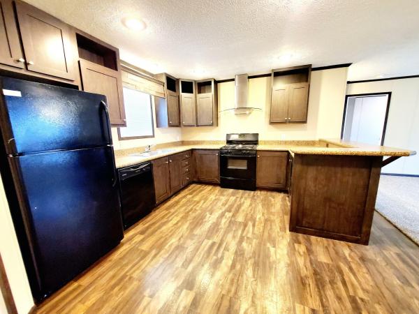 2016 Clayton Homes Inc Classic Mobile Home