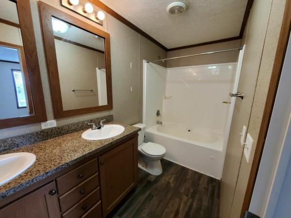 2017 Clayton Homes Inc Classic Mobile Home