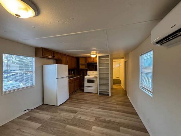 1971 United Manufactured Home