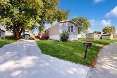 Mobile Home at 1610 E Robinson St. Knoxville, IA 50138