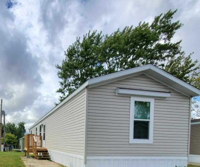 Mobile Home at 67 Waterford Glen Bucyrus, OH 44820