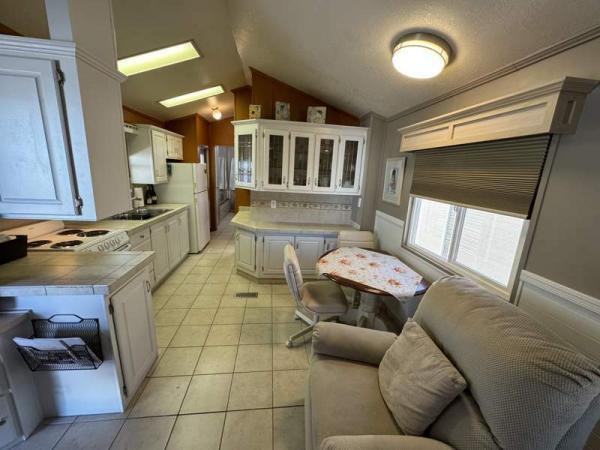 1993 Kensi Manufactured Home