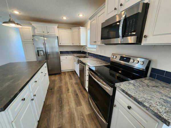 2022 Clayton - Richfield Mobile Home For Rent