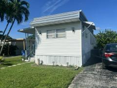 Photo 1 of 18 of home located at 3521 S.w. 50th Terrace Davie, FL 33314