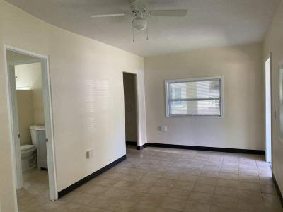 Mobile Home at 2 East Main St Mount Dora, FL 32757