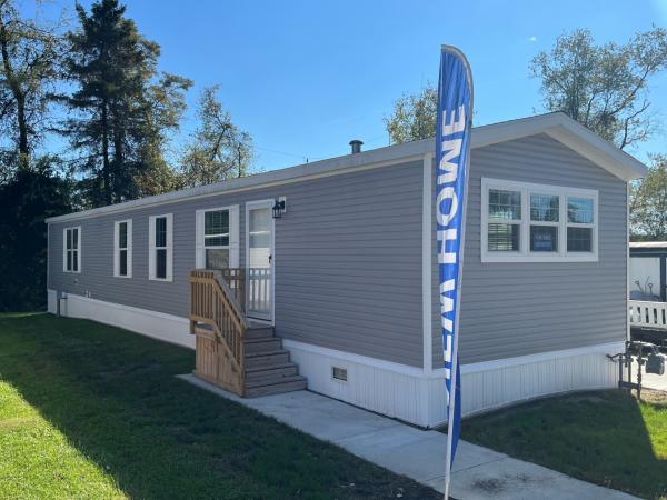 2024 Champion Home Builders, Inc. mobile Home