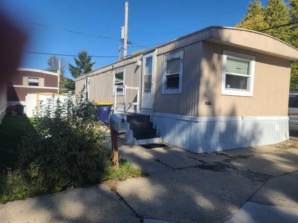 1982 Mobile Home