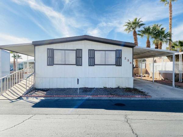 1983 GOLDEN WEST CANTERBURY Manufactured Home