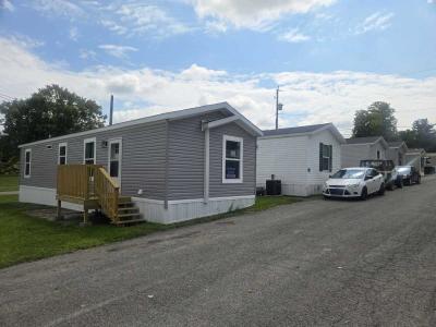 Mobile Home at 5925 Youngstown Hubbard Rd Hubbard, OH 44425