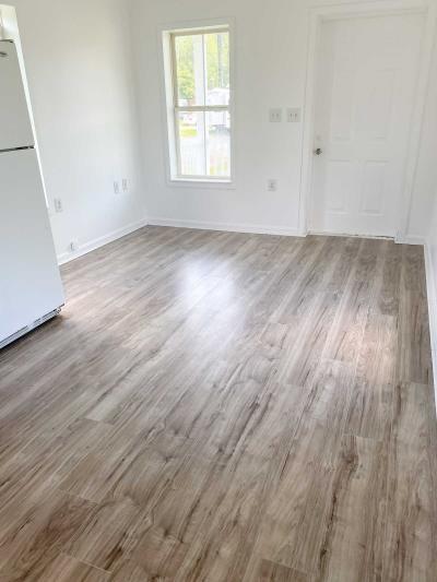 Photo 5 of 6 of home located at 8400 W Oaklawn Rd, Lot 49 Biloxi, MS 39532