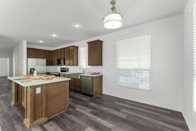 Photo 4 of 8 of home located at 652 S Ellsworth Rd. Lot #079 Mesa, AZ 85208