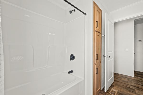 2024 Colony 124 4450  Home
