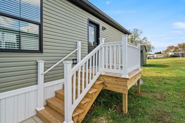 2024 Colony 124 4450  Home