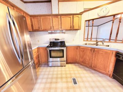 Mobile Home at 11 Fox Hound Court Lot 011 Grand Blanc, MI 48439