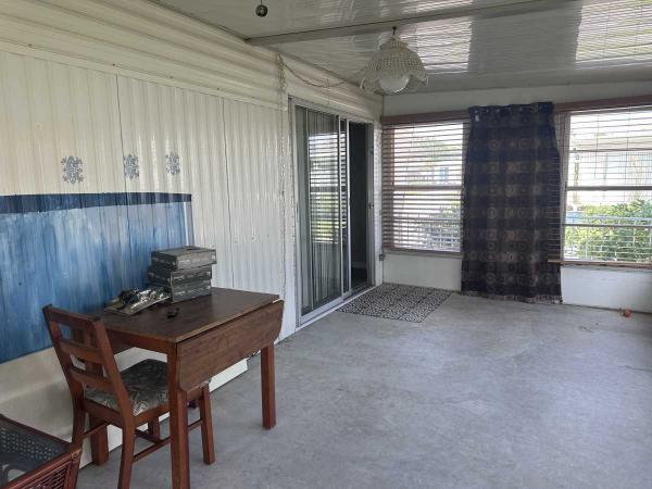 1980 West Mobile Home