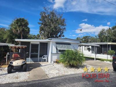 Mobile Home at 142 Sycamore Dr Tavares, FL 32778