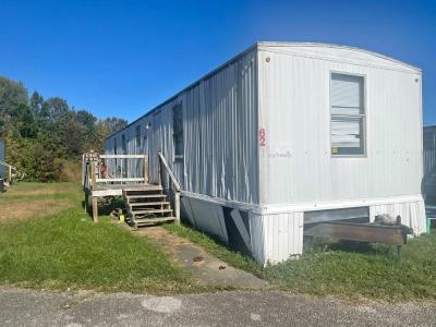 Mobile Home at 62 Southwind St London, KY 40744