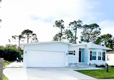 Mobile Home at 920 Via La Paz North Fort Myers, FL 33903