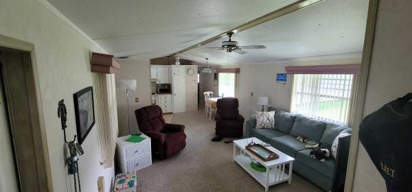 1983 2BD/2BA Mobile Home