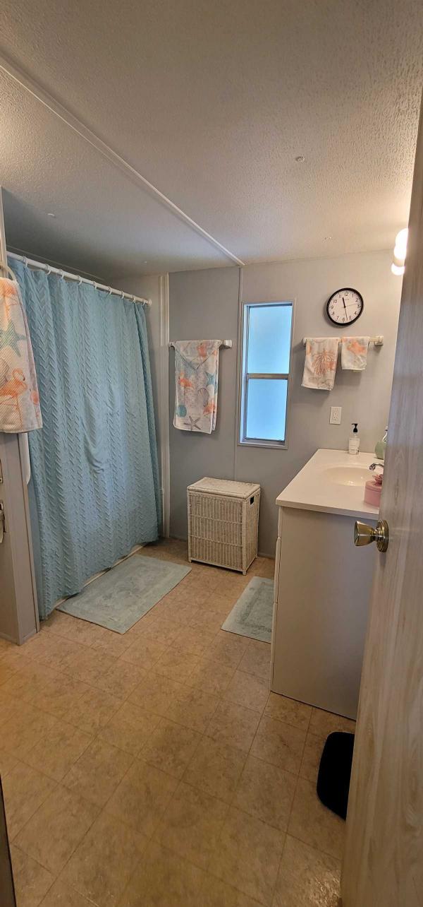 1983 2BD/2BA Mobile Home