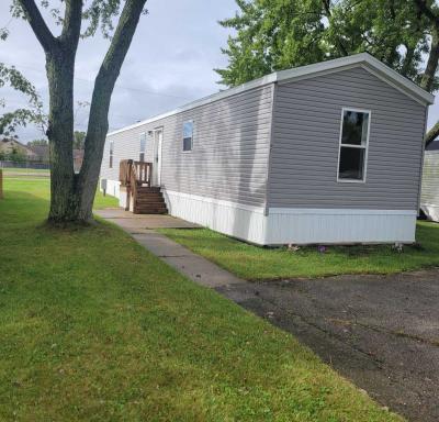 Mobile Home at 415 North Elkhart St #42 Wakarusa, IN 46573