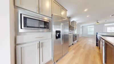 Photo 4 of 30 of home located at 25663 Redblush Circle Bonita Springs, FL 34135