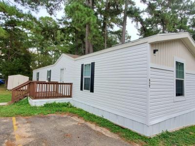 Mobile Home at 609 Hutson Lane Huntsville, TX 77340