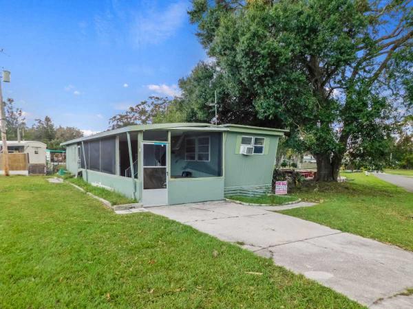 1977 Single Wide Mobile Home