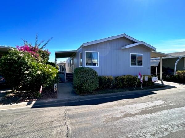 1994 HALLMARK Mobile Home For Sale