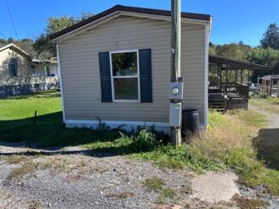 Mobile Home at 42 Pricetown Rd Weston, WV 26452