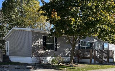 Mobile Home at 1316 Sweet Bay Elkhart, IN 46514