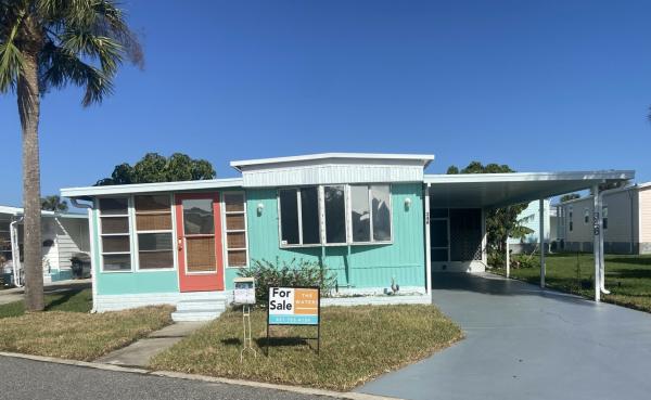 1972 BROADWAY HS Mobile Home