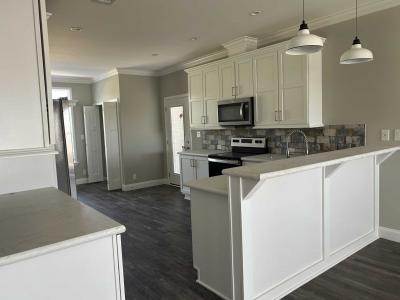 Photo 4 of 12 of home located at 38943 Golf View Ave Dade City, FL 33525