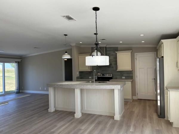 2023 Palm Harbor Ventura VI  Home