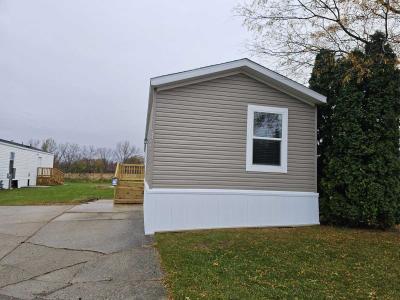 Mobile Home at 6992 Us Hwy 12, Site 21 Three Oaks, MI 49128