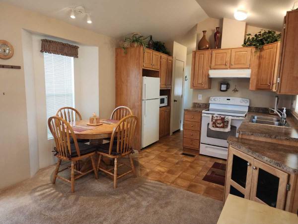 2010 CAVCO  CAVCO - Park Model Mobile Home