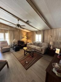 1984 Manufactured Home