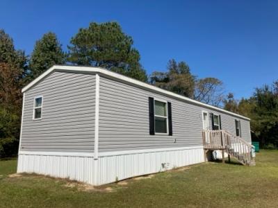 Mobile Home at 1406 Grassy Ct Marion, SC 29571