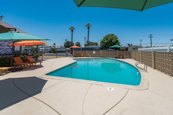 2018 Commodore Mobile Home For Sale