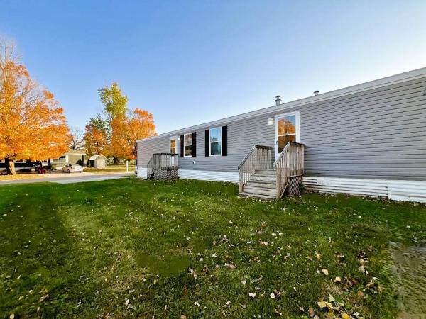 Photo 1 of 2 of home located at 706 23rd Street NW #167 Stewartville, MN 55976