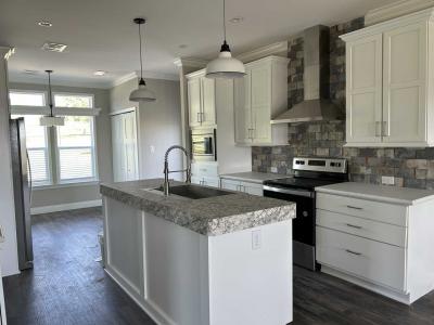 Photo 4 of 11 of home located at 38853 Golf View Ave Dade City, FL 33525
