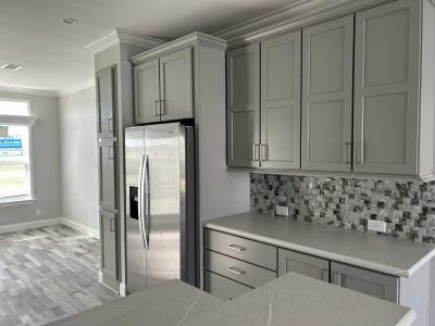 Photo 5 of 13 of home located at 38942 Golf View Ave Dade City, FL 33525